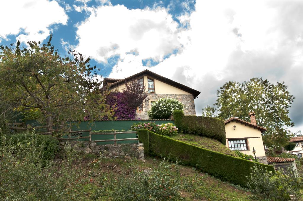 Trisqueles Y Buganvillas Villaviciosa  Buitenkant foto
