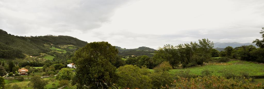 Trisqueles Y Buganvillas Villaviciosa  Buitenkant foto