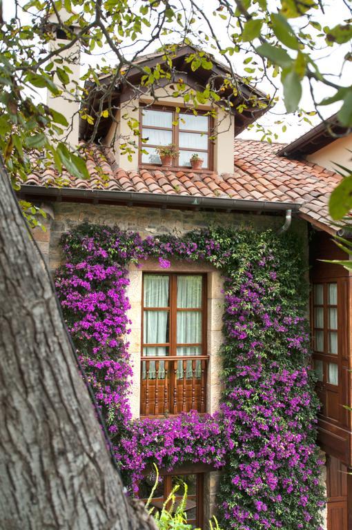 Trisqueles Y Buganvillas Villaviciosa  Buitenkant foto
